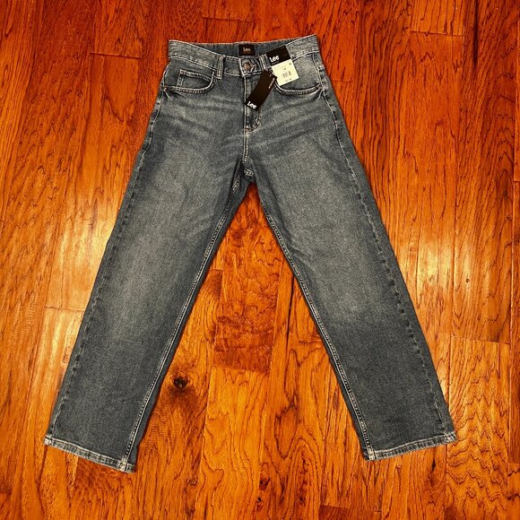 *BRAND NEW* Woman's Heritage Lee jeans size 4 M - Picture 5 of 8